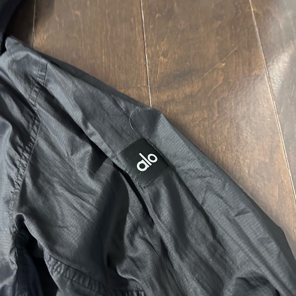 Alo Repeat Running Jacket - Picture 2 of 5